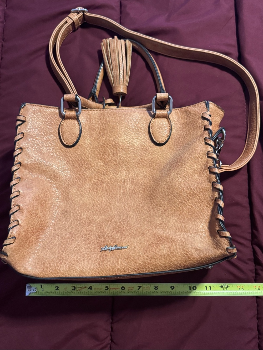 Lady Conceal handbag for concealed carry